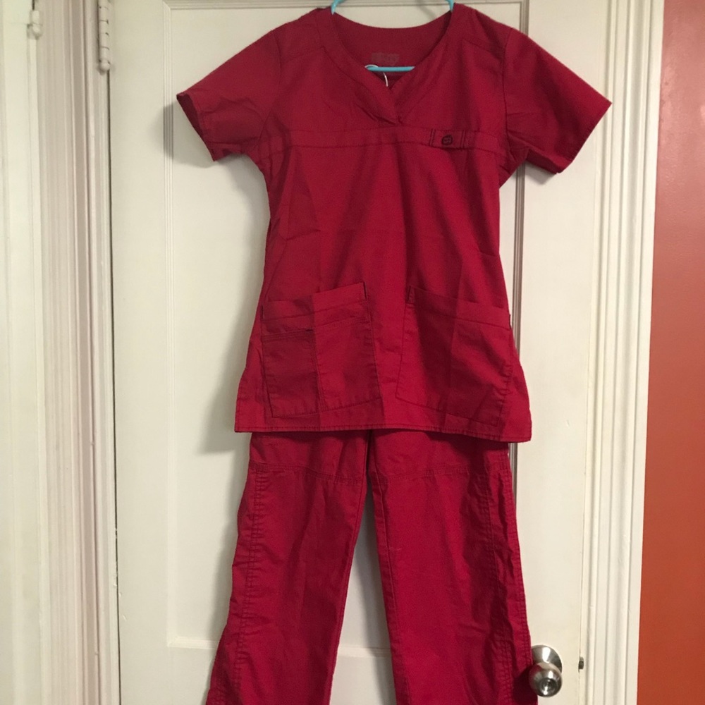 Scrub top and bottoms